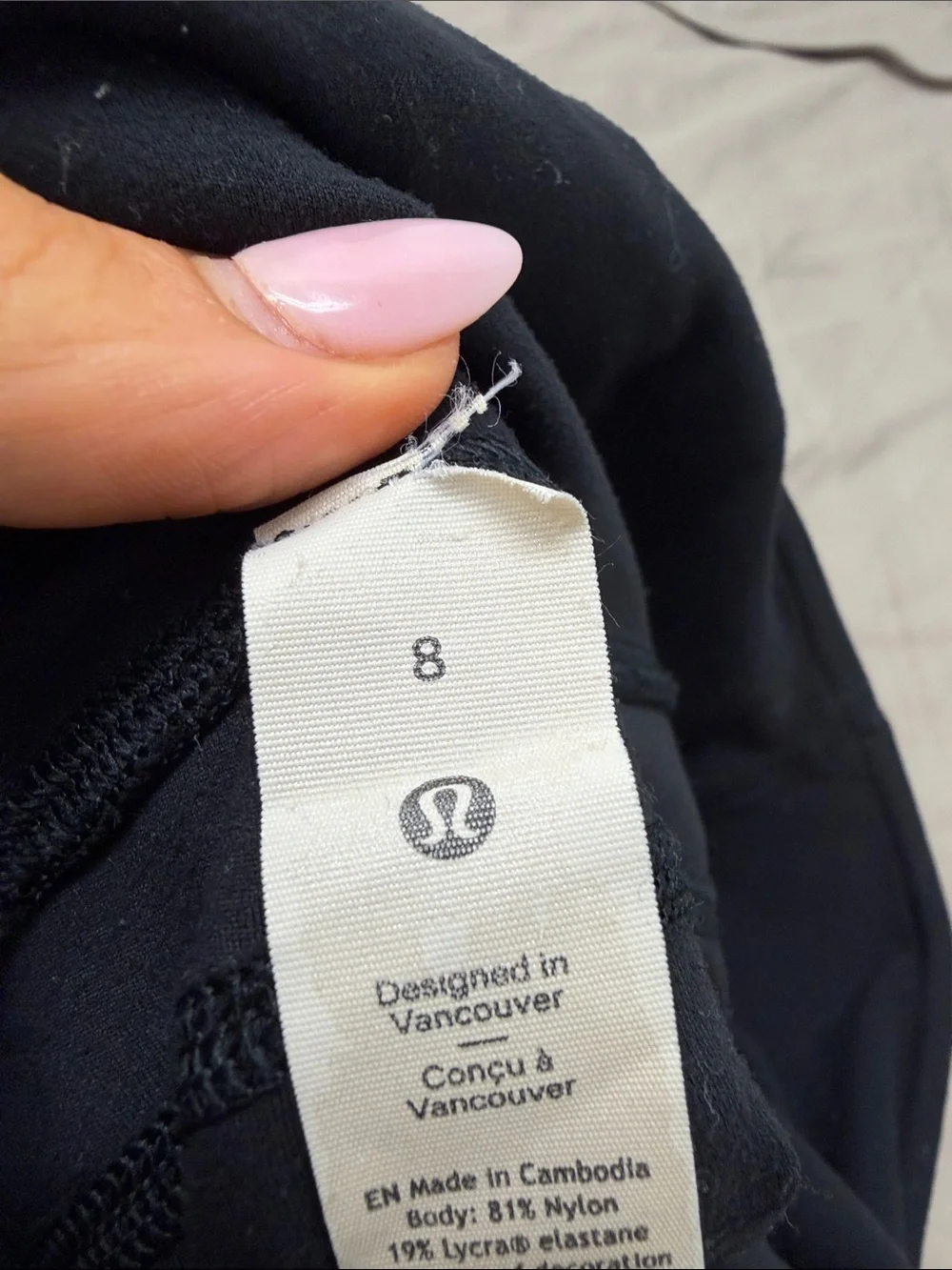 lululemon athletica women’s Black flared leggings